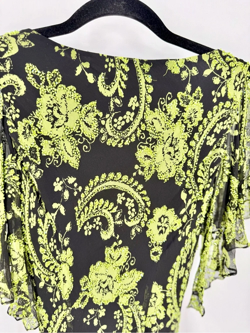 Carmen Marc Valvo Collection Sheer Paisley Mesh Cowl Neck Top Black Green - Picture 7 of 8